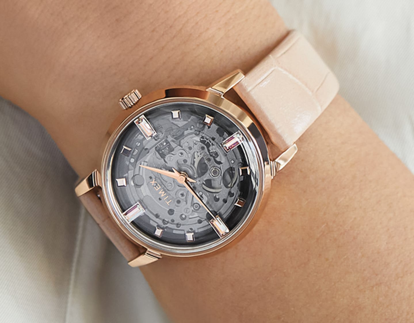 Femmes portant une montre Milano.